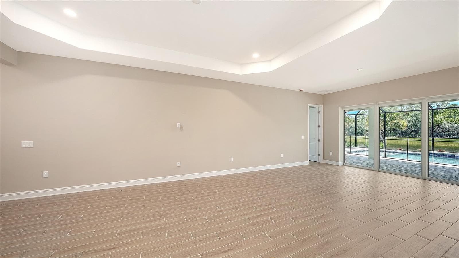 Single Family Residence at 6336 LAKE WOODRUFF CT, SARASOTA, photo 8 of 58
