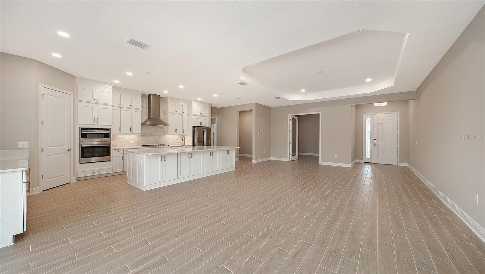 Single Family Residence at 6336 LAKE WOODRUFF CT, SARASOTA, photo 18 of 58