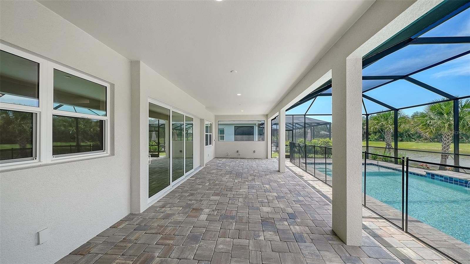 Single Family Residence at 6336 LAKE WOODRUFF CT, SARASOTA, photo 52 of 58