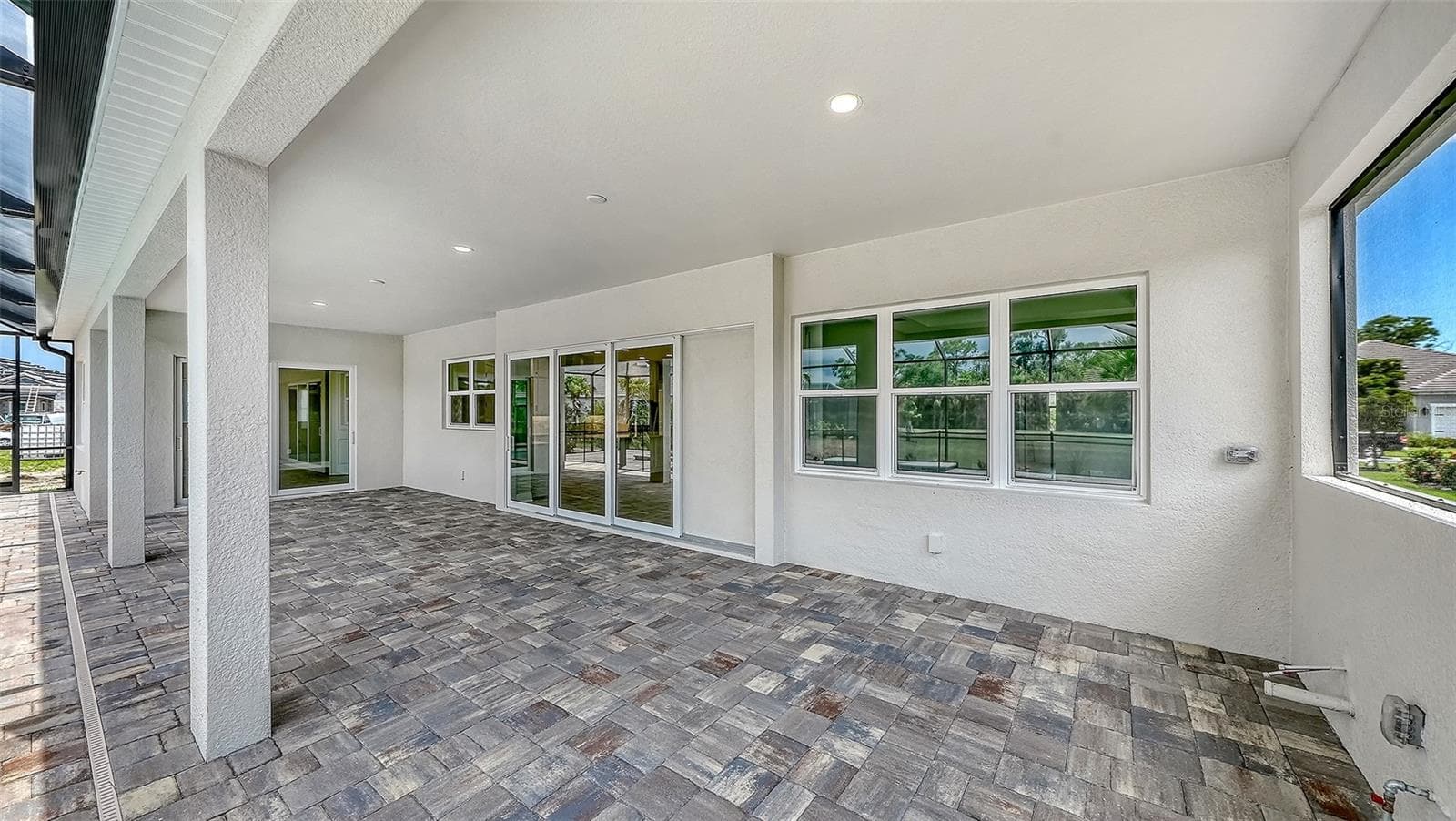 Single Family Residence at 6336 LAKE WOODRUFF CT, SARASOTA, photo 54 of 58