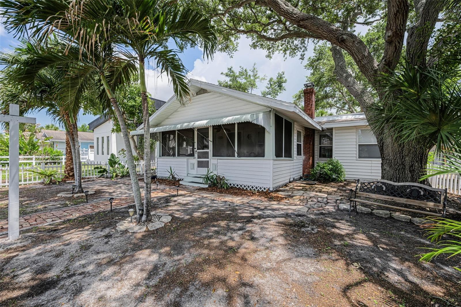 Duplex at 3829 2ND AVE N, ST PETERSBURG, photo 4 of 54
