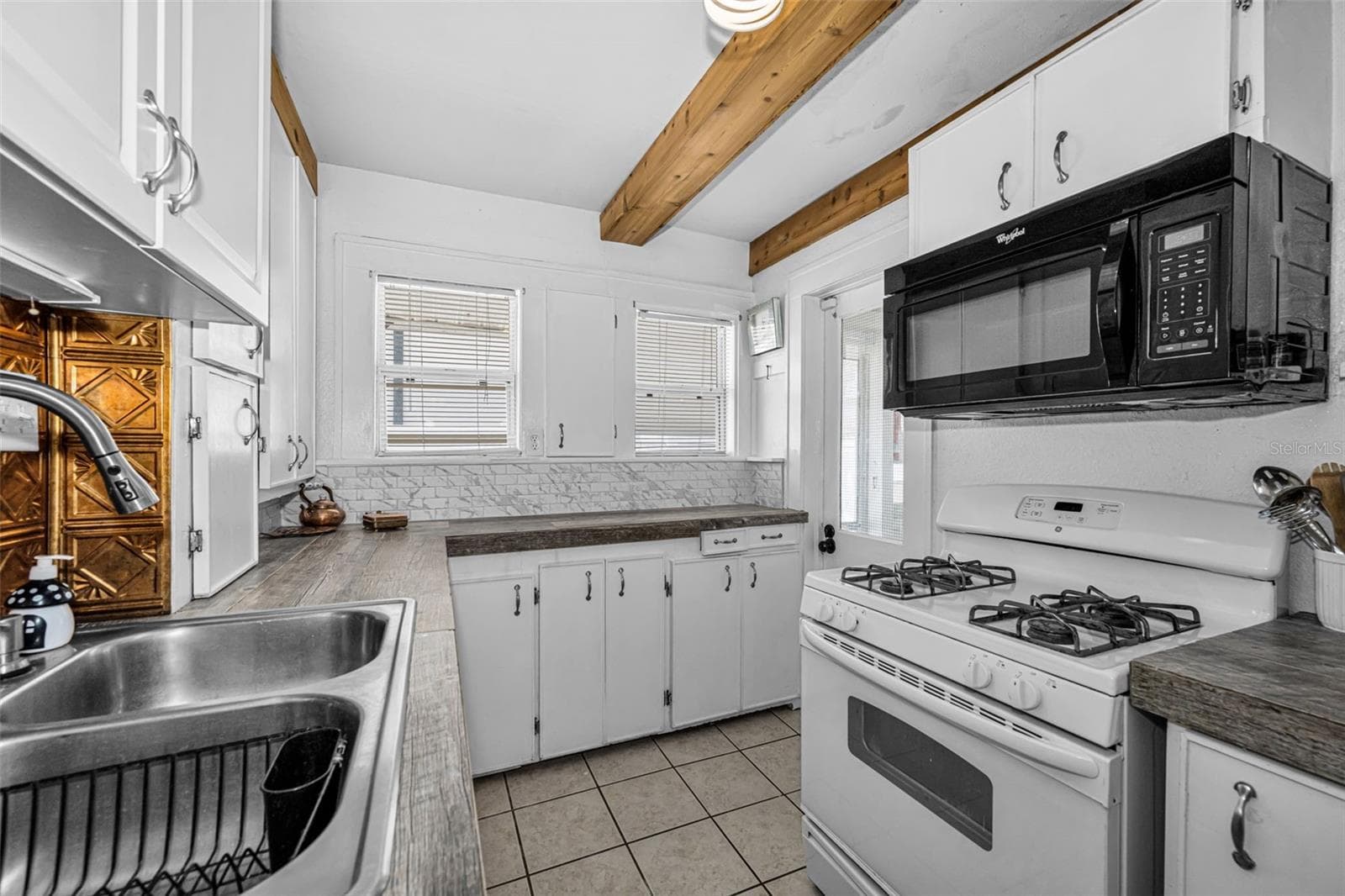 Duplex at 3829 2ND AVE N, ST PETERSBURG, photo 19 of 54