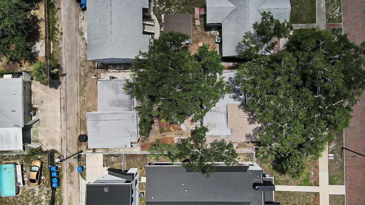 Duplex at 3829 2ND AVE N, ST PETERSBURG, photo 32 of 54