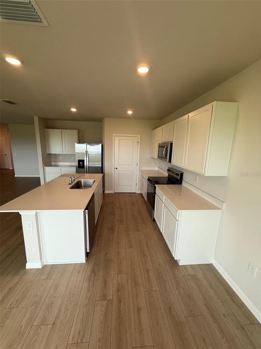 Single Family Residence at 11003 44TH AVE E, PALMETTO, photo 2 of 48
