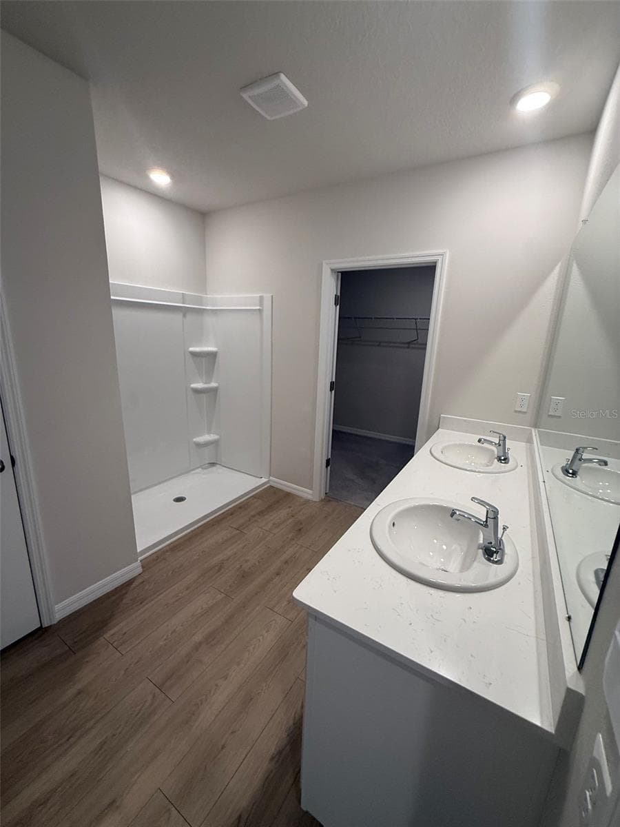 Single Family Residence at 11003 44TH AVE E, PALMETTO, photo 9 of 48