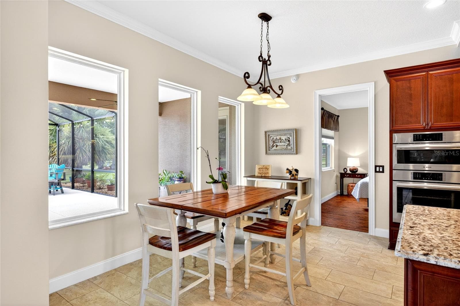Dining - 5178 SW 93RD LN, OCALA