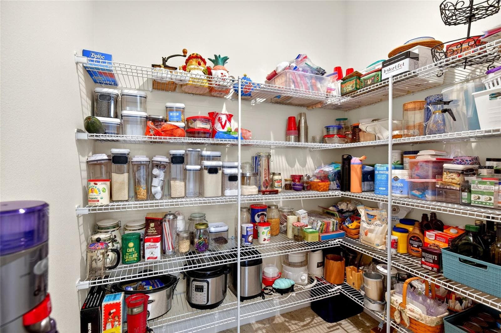 Pantry shelves - 5178 SW 93RD LN, OCALA