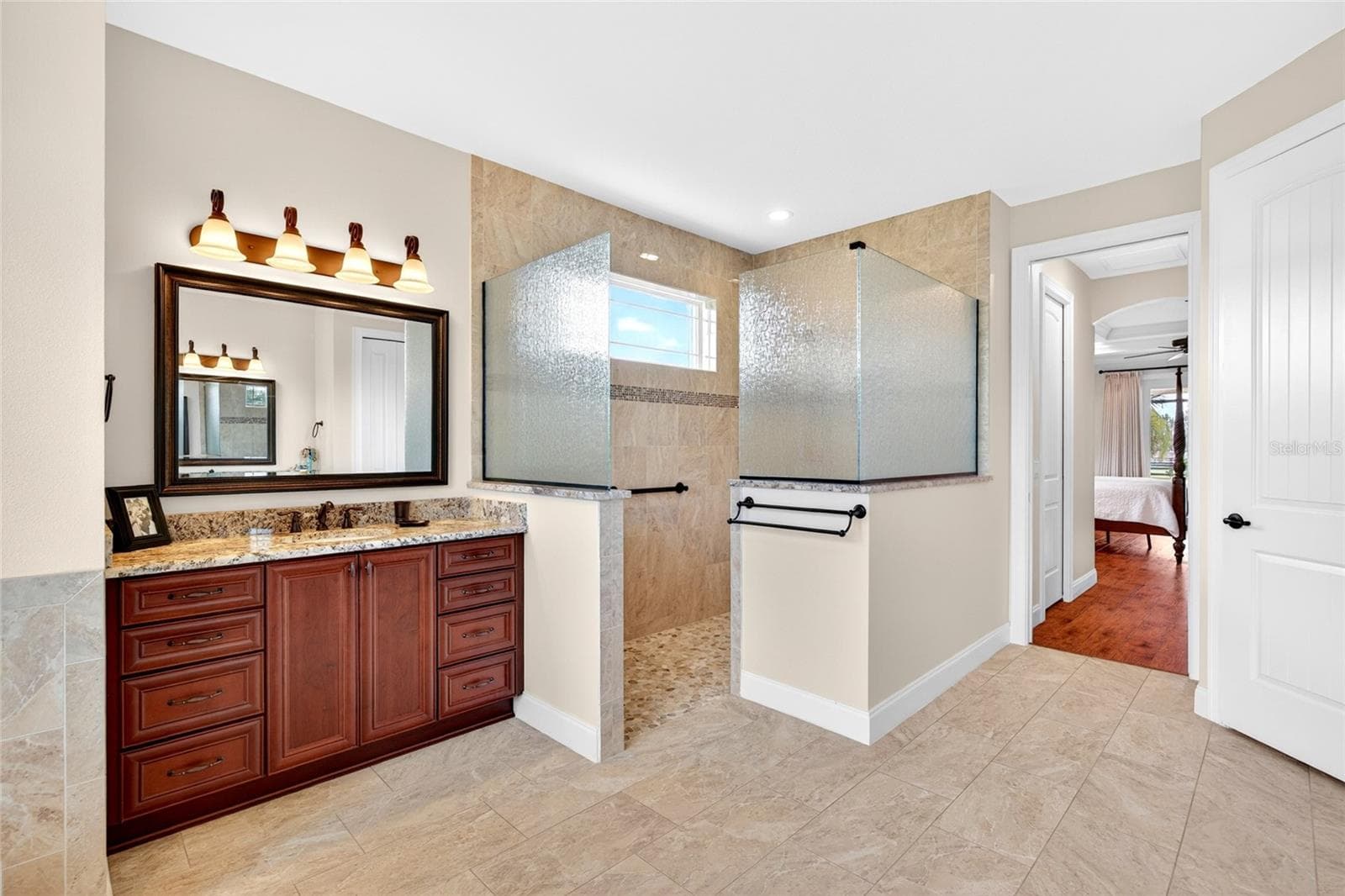 Primary bath - 5178 SW 93RD LN, OCALA