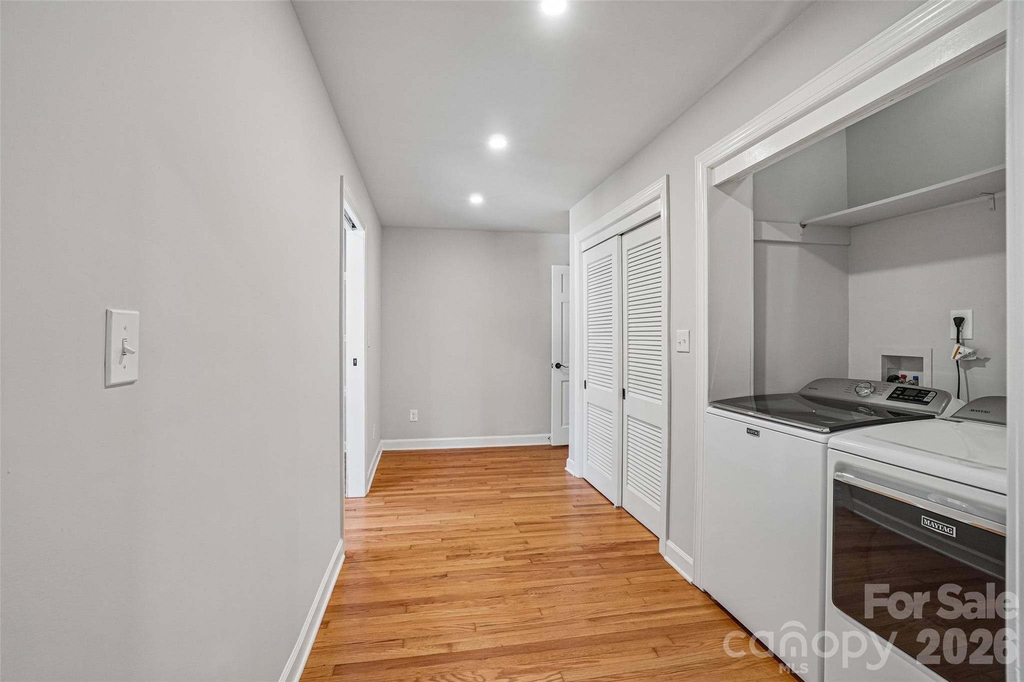 Single Family Residence at 28 Ridgefield Place, Asheville, photo 21 of 48