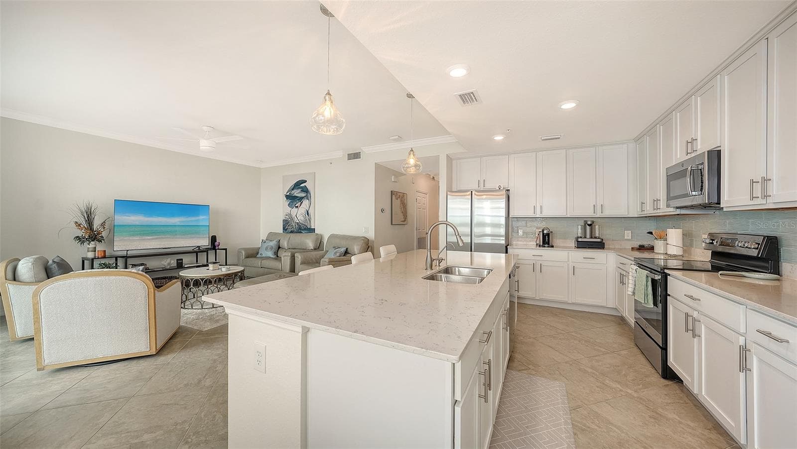 Condominium at 1020 TIDEWATER SHORES LOOP #207, BRADENTON, photo 8 of 55