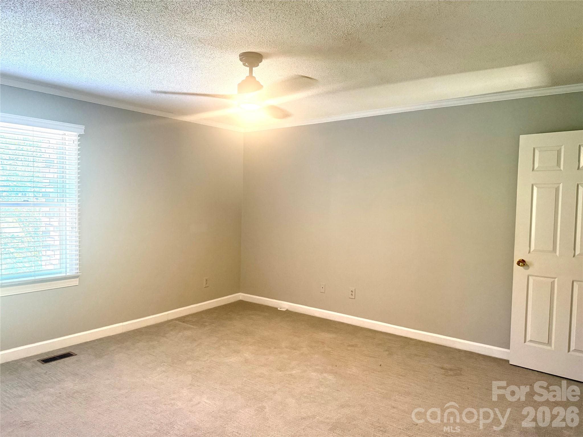 Townhouse at 2705 North Center Street NW, Hickory, photo 21 of 33