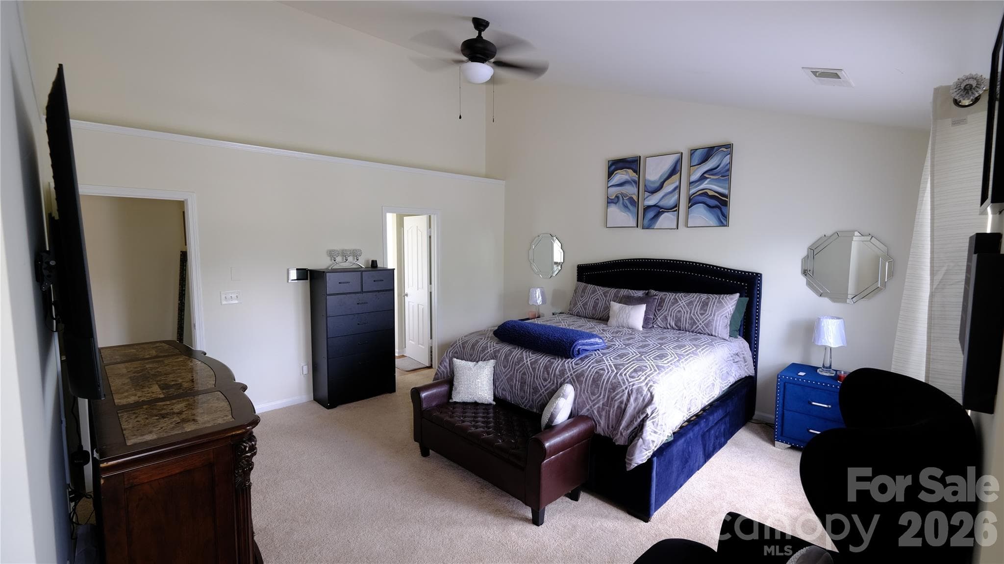 Single Family Residence at 608 Wrayhill Drive, Charlotte, photo 17 of 33