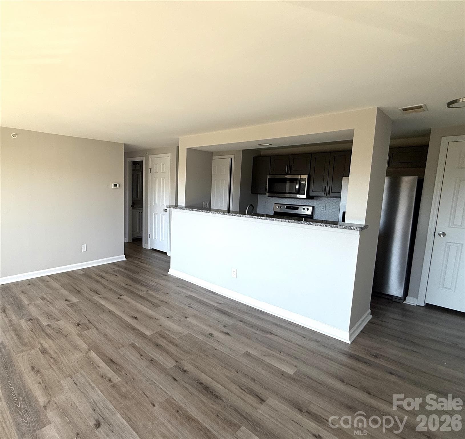 Condominium at Charlotte, photo 7 of 22