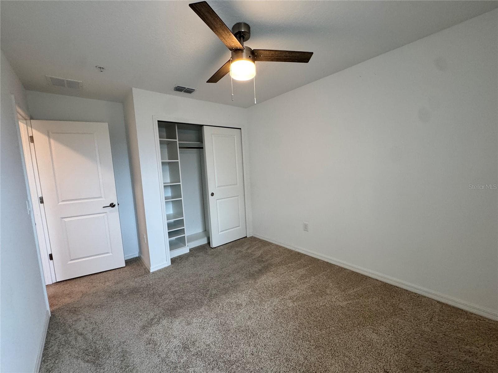 Townhouse at 4461 ARLINGTON AVE, ST CLOUD, photo 17 of 27