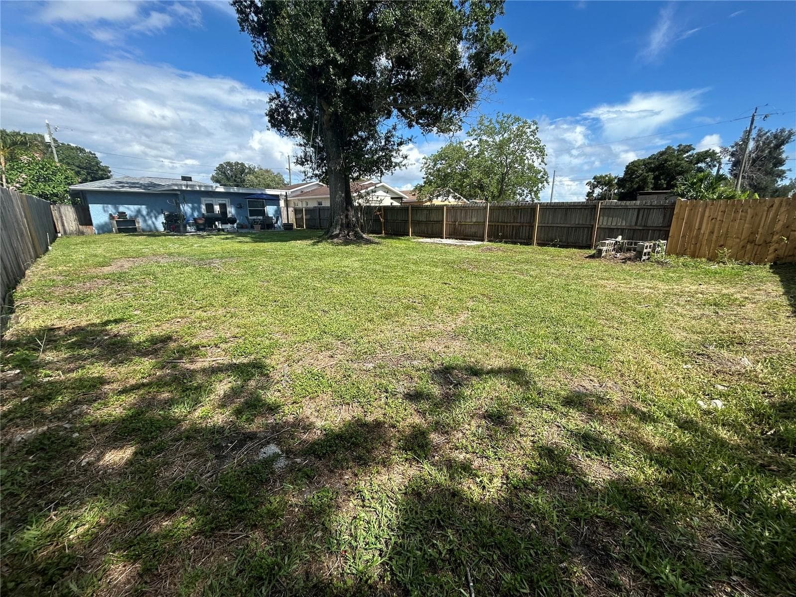 Spacious Backyard - 7128 64TH WAY N, PINELLAS PARK