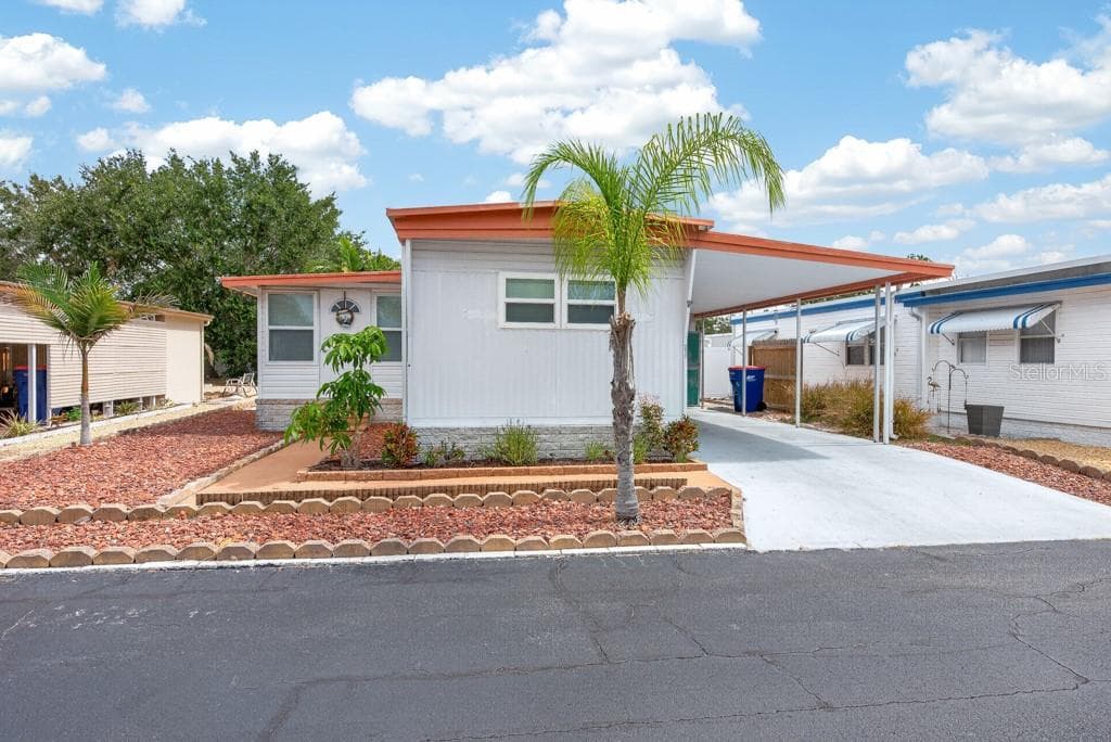 Mobile Home at 3527 TIKI DR, HOLIDAY, photo 3 of 52
