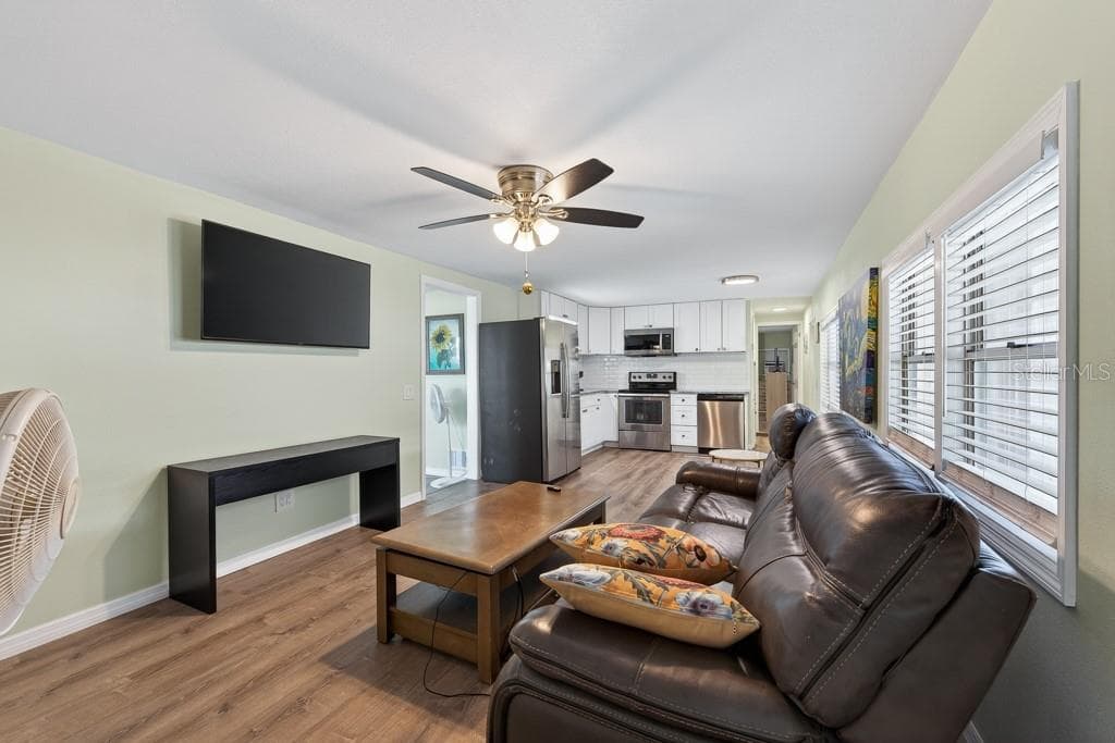 Mobile Home at 3527 TIKI DR, HOLIDAY, photo 7 of 52