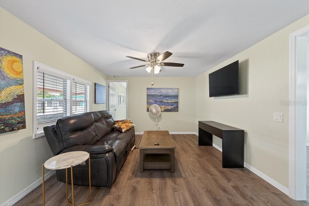 Mobile Home at 3527 TIKI DR, HOLIDAY, photo 11 of 52
