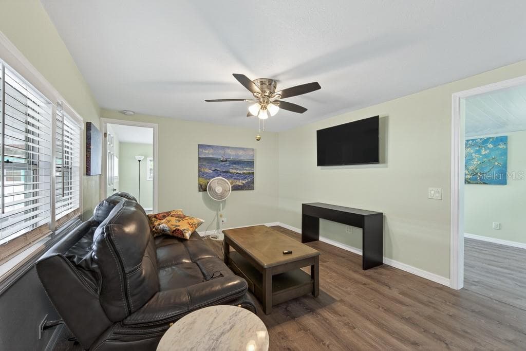 Mobile Home at 3527 TIKI DR, HOLIDAY, photo 12 of 52