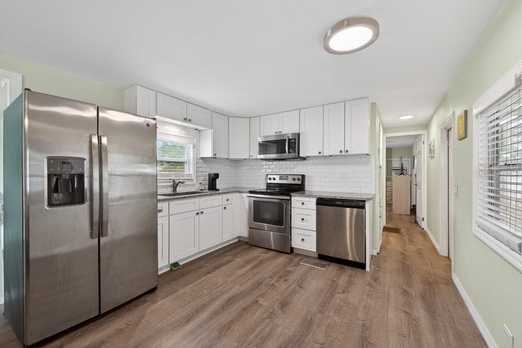 Mobile Home at 3527 TIKI DR, HOLIDAY, photo 15 of 52
