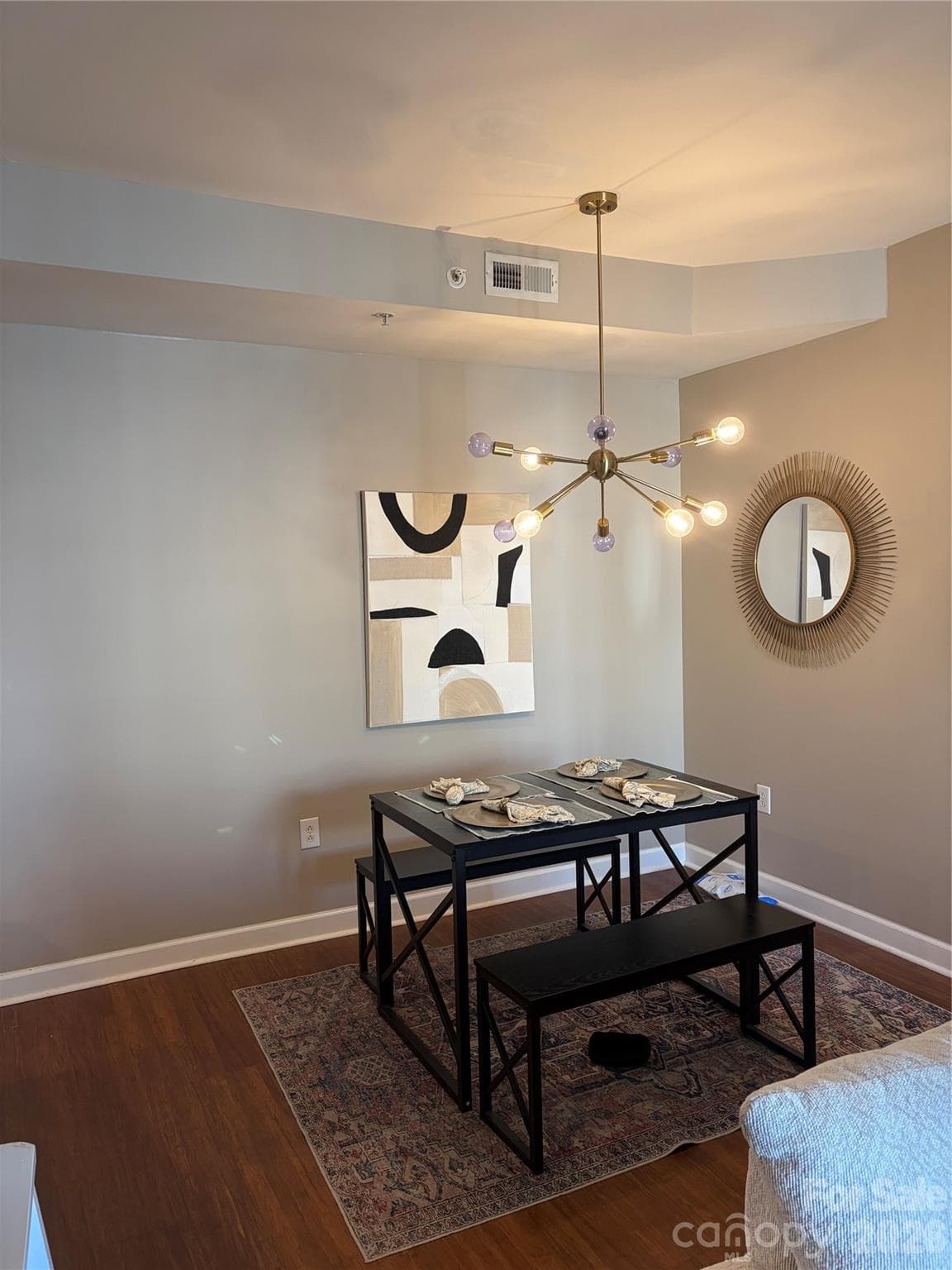 dining - 718 W Trade Street, Charlotte