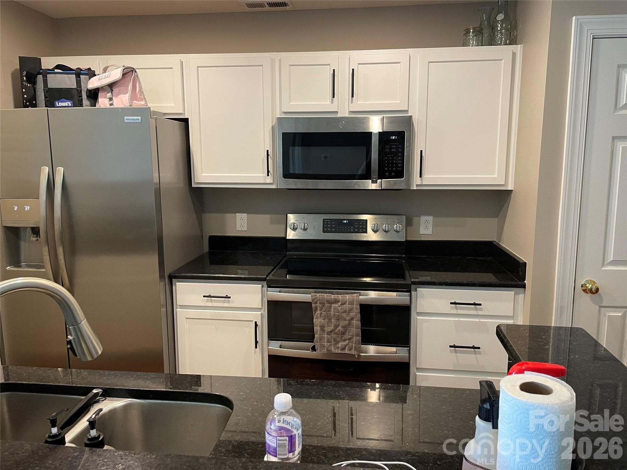 Condominium at 718 W Trade Street, Charlotte, photo 21 of 27