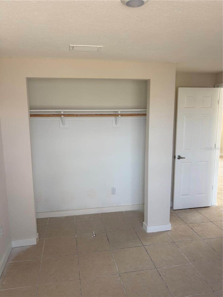 Single Family Residence at 6301 SEABREEZE DR, PORT RICHEY, photo 25 of 32