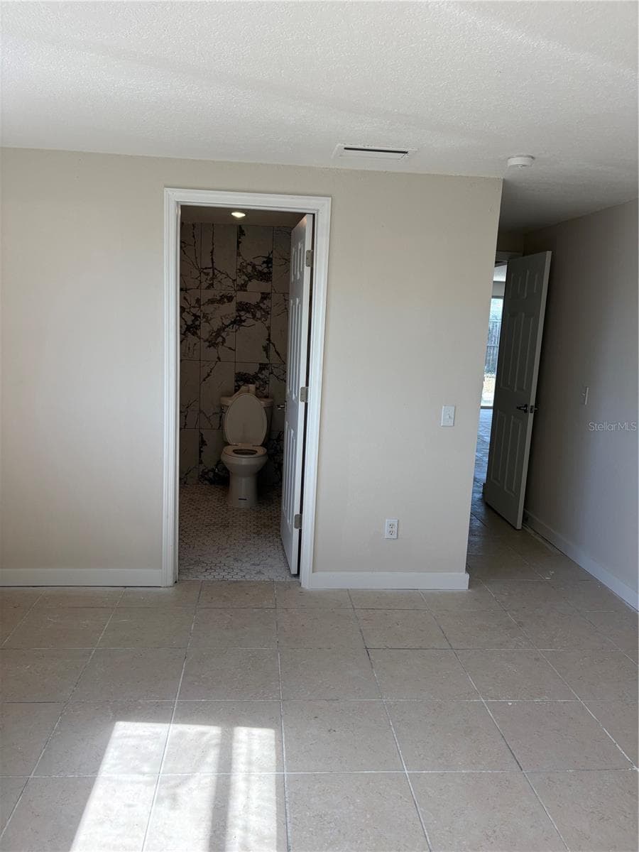 Single Family Residence at 6301 SEABREEZE DR, PORT RICHEY, photo 18 of 32
