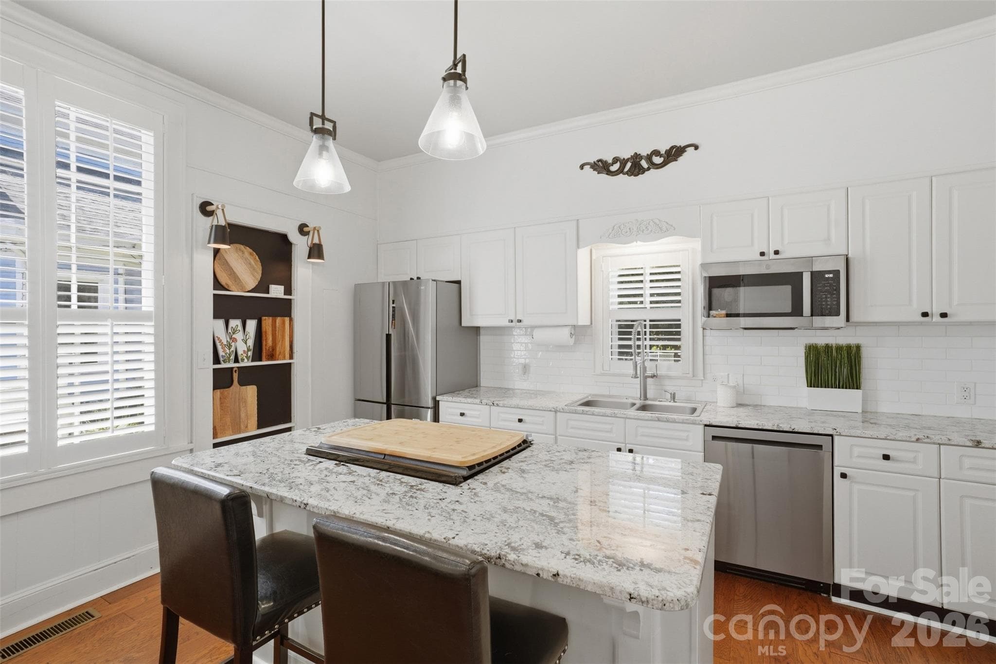 Single Family Residence at Newton, photo 4 of 40