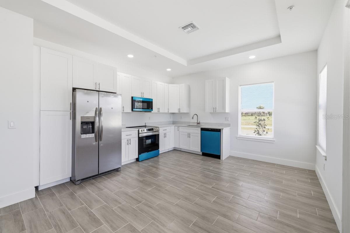 Beautiful Open layout - 195 ROTONDA BLVD W #1-3, ROTONDA WEST