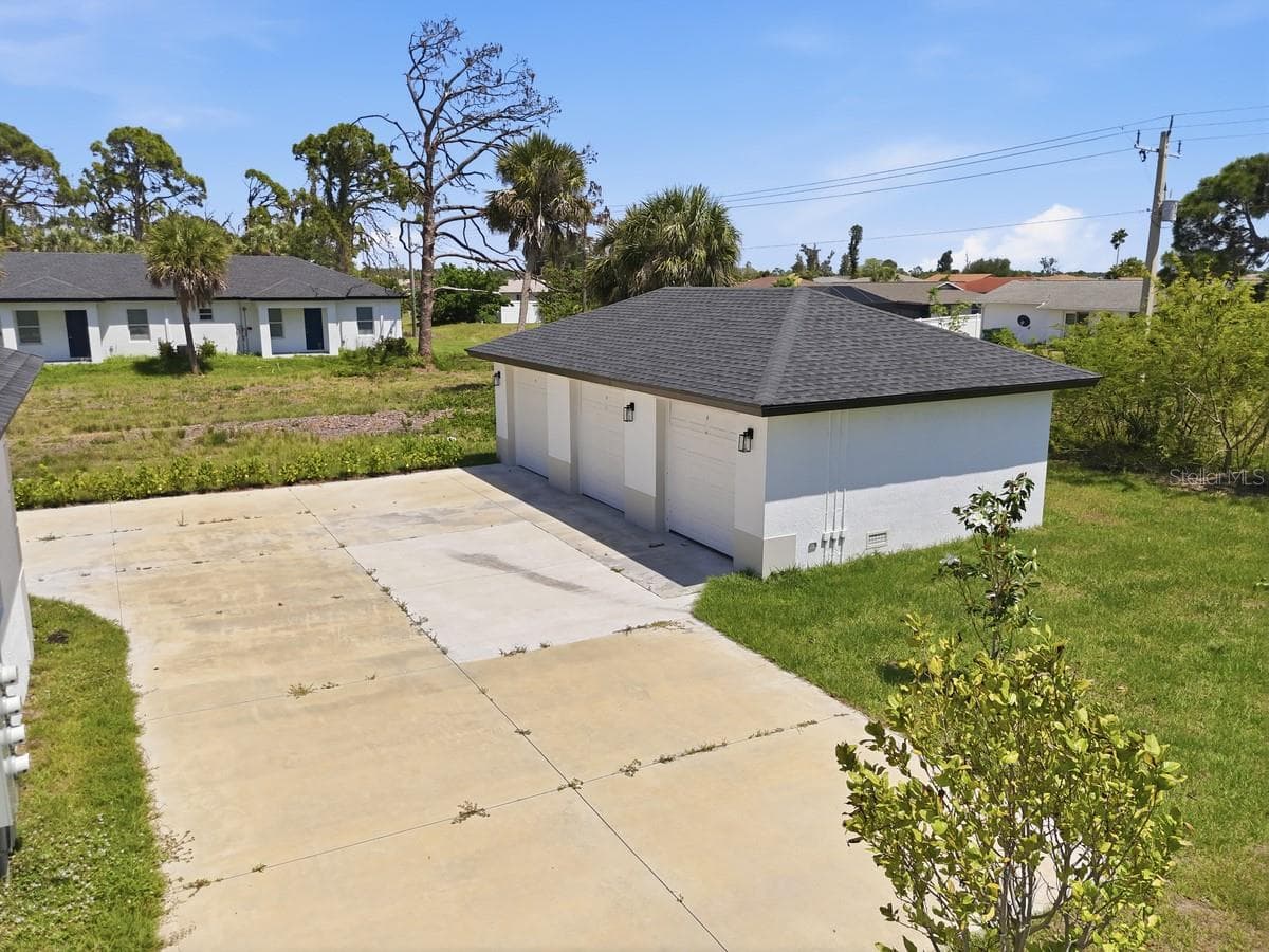 Triplex at 195 ROTONDA BLVD W #1-3, ROTONDA WEST, photo 18 of 24