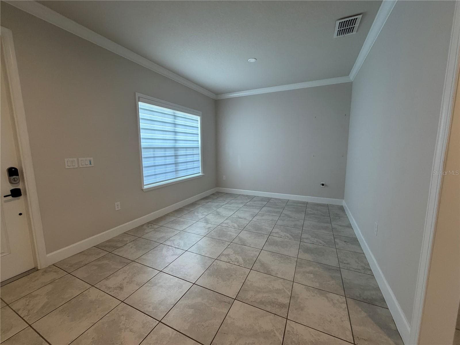 Single Family Residence at 2936 SLOUGH CREEK DR, KISSIMMEE, photo 2 of 34