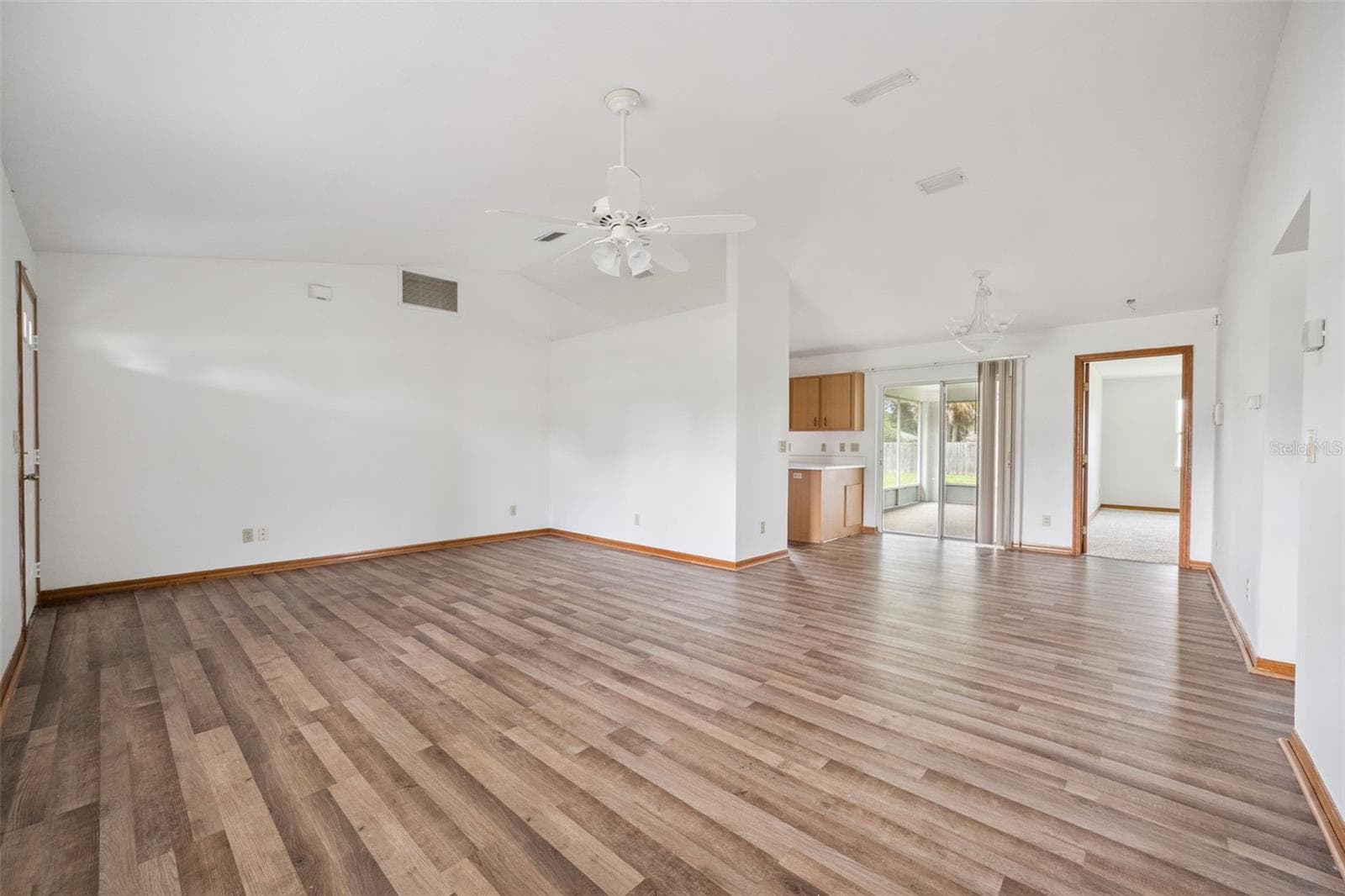 Single Family Residence at 261 SE 61ST CT, OCALA, photo 6 of 34