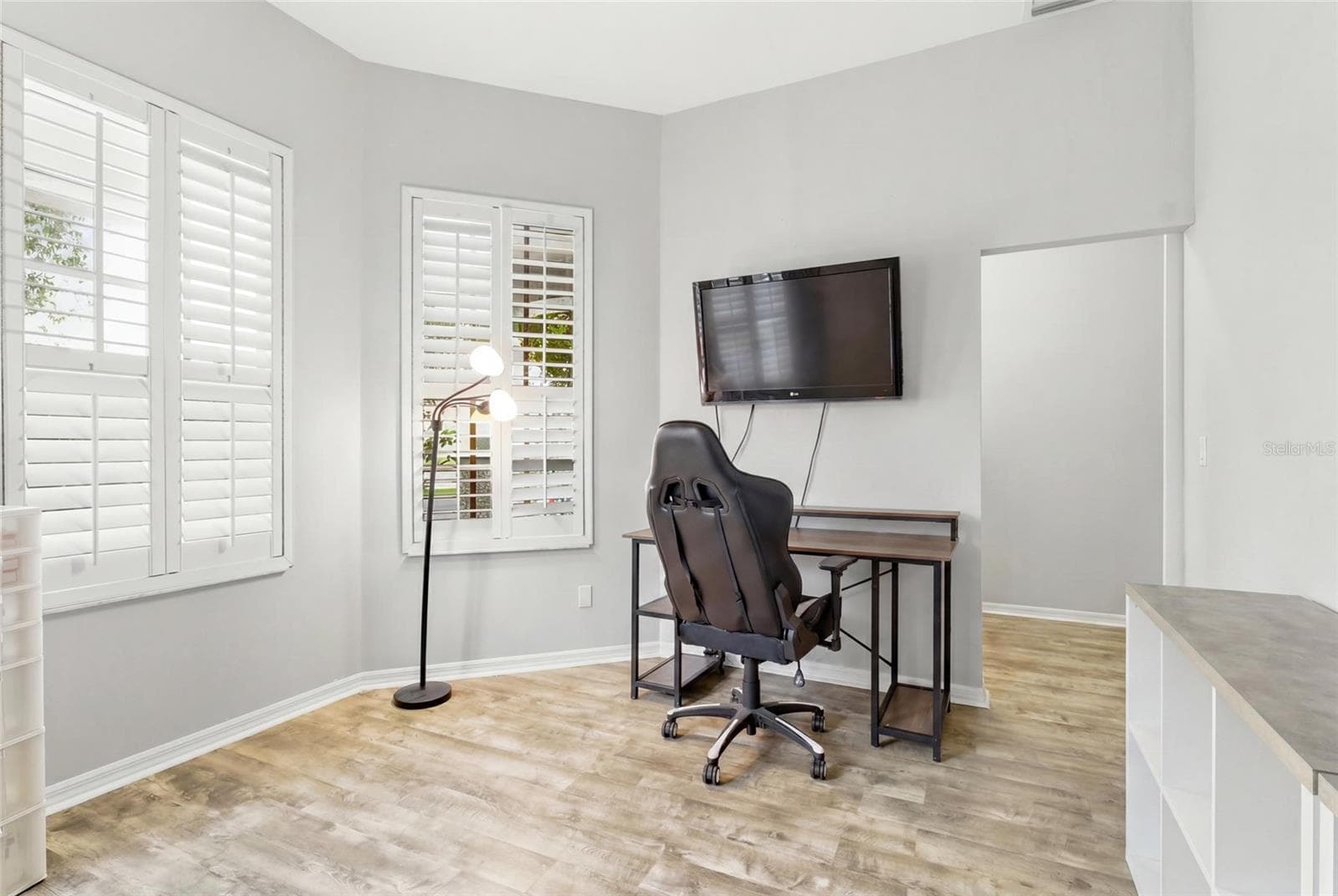 Single Family Residence at 4613 CORSAGE DR, LUTZ, photo 6 of 50
