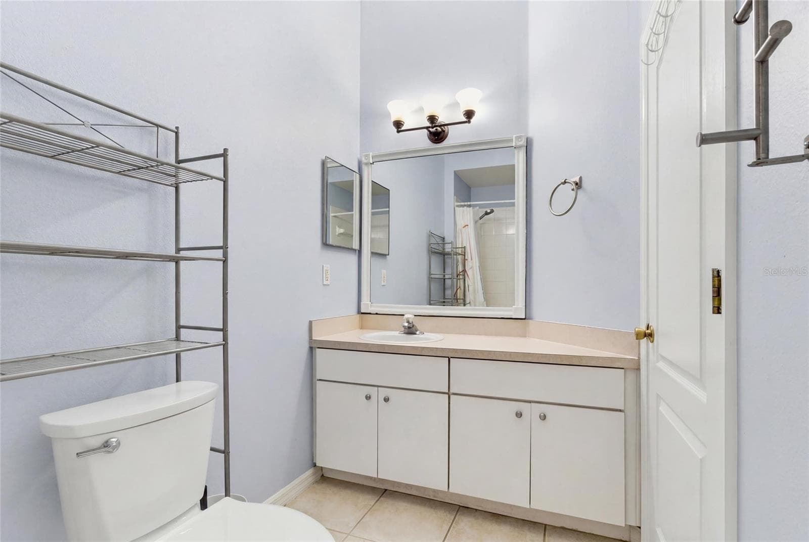 Single Family Residence at 4613 CORSAGE DR, LUTZ, photo 15 of 50