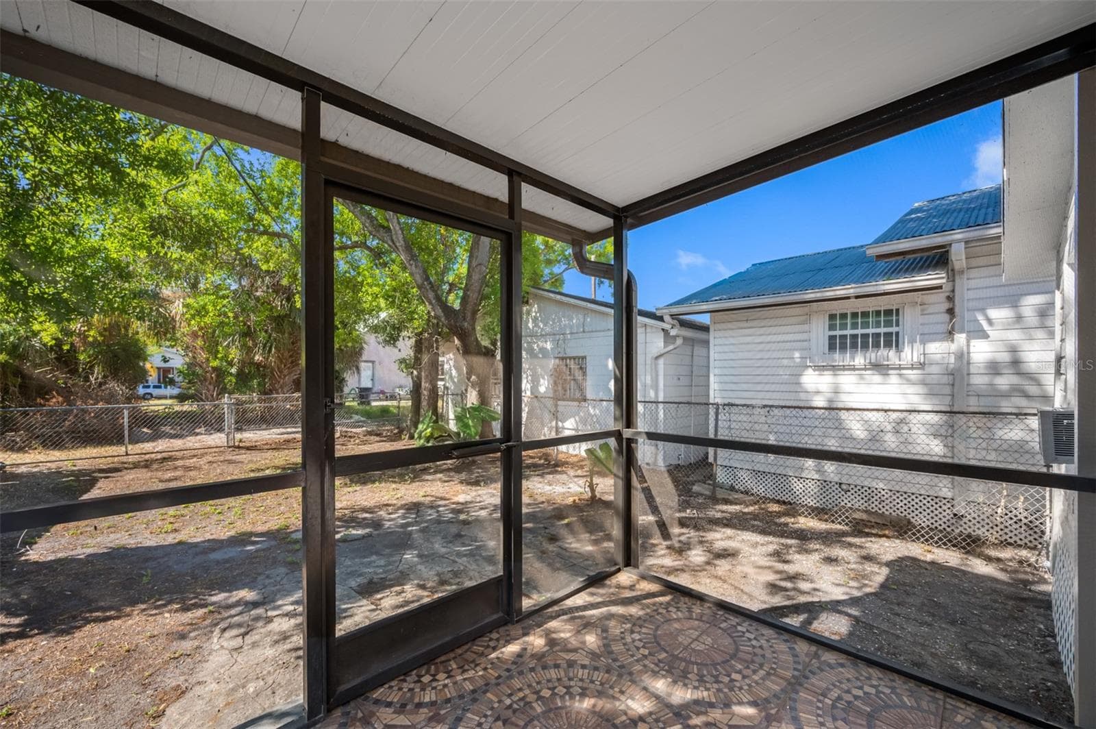 Single Family Residence at 2118 W PALMETTO ST, TAMPA, photo 18 of 21