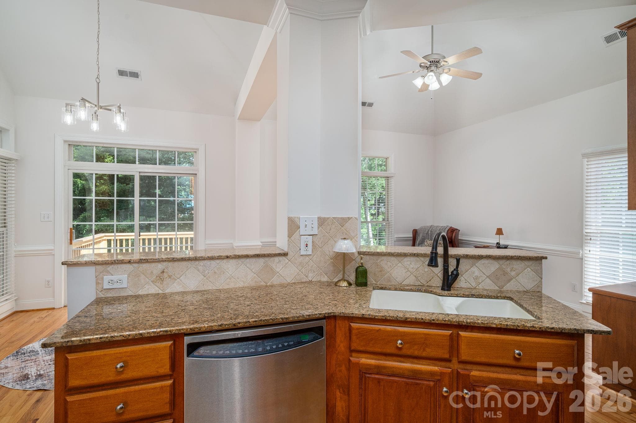Single Family Residence at 4017 Foxes Trail, Cramerton, photo 17 of 47