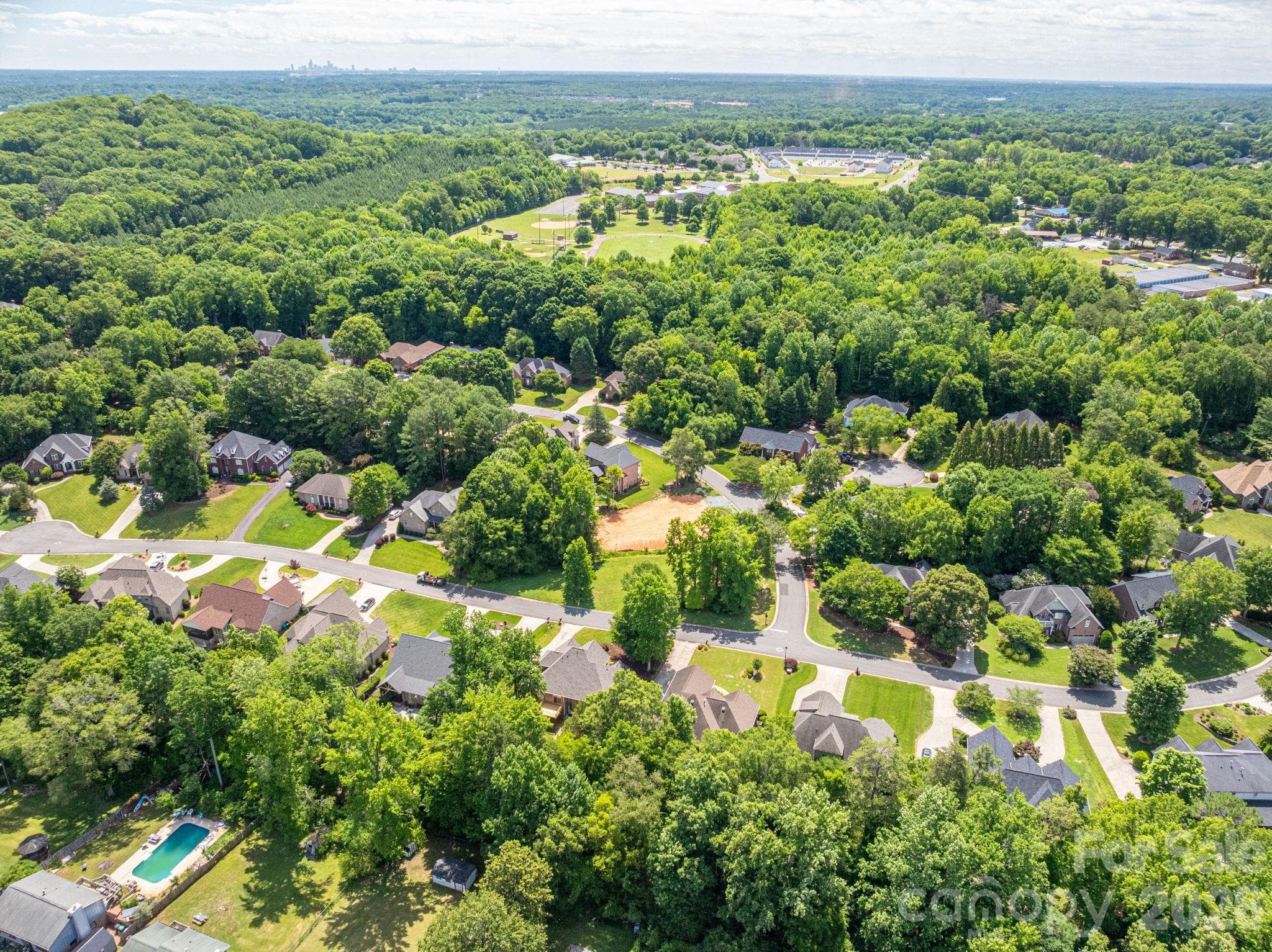 Great location close to golf course! - 4017 Foxes Trail, Cramerton