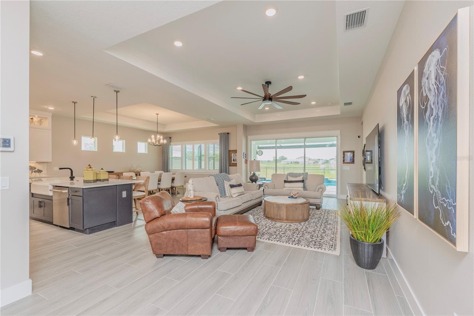 Great room. - 10706 TORCHWOOD SEA WAY, SAN ANTONIO
