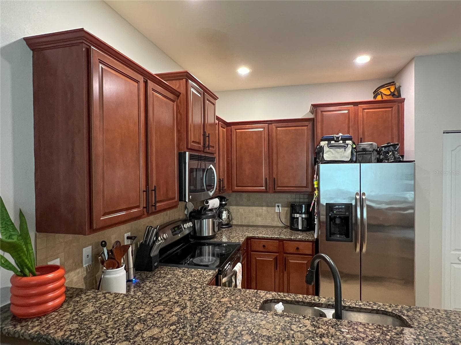 Townhouse at 772 SPRING FLOWERS TRL, BRANDON, photo 5 of 28