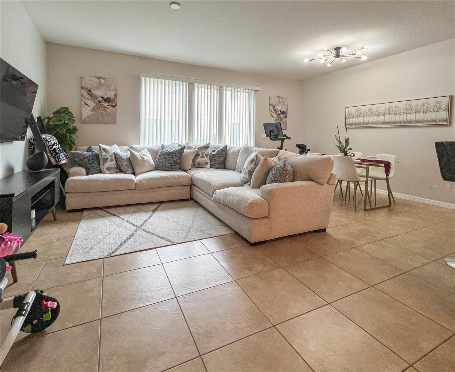 Townhouse at 772 SPRING FLOWERS TRL, BRANDON, photo 7 of 28