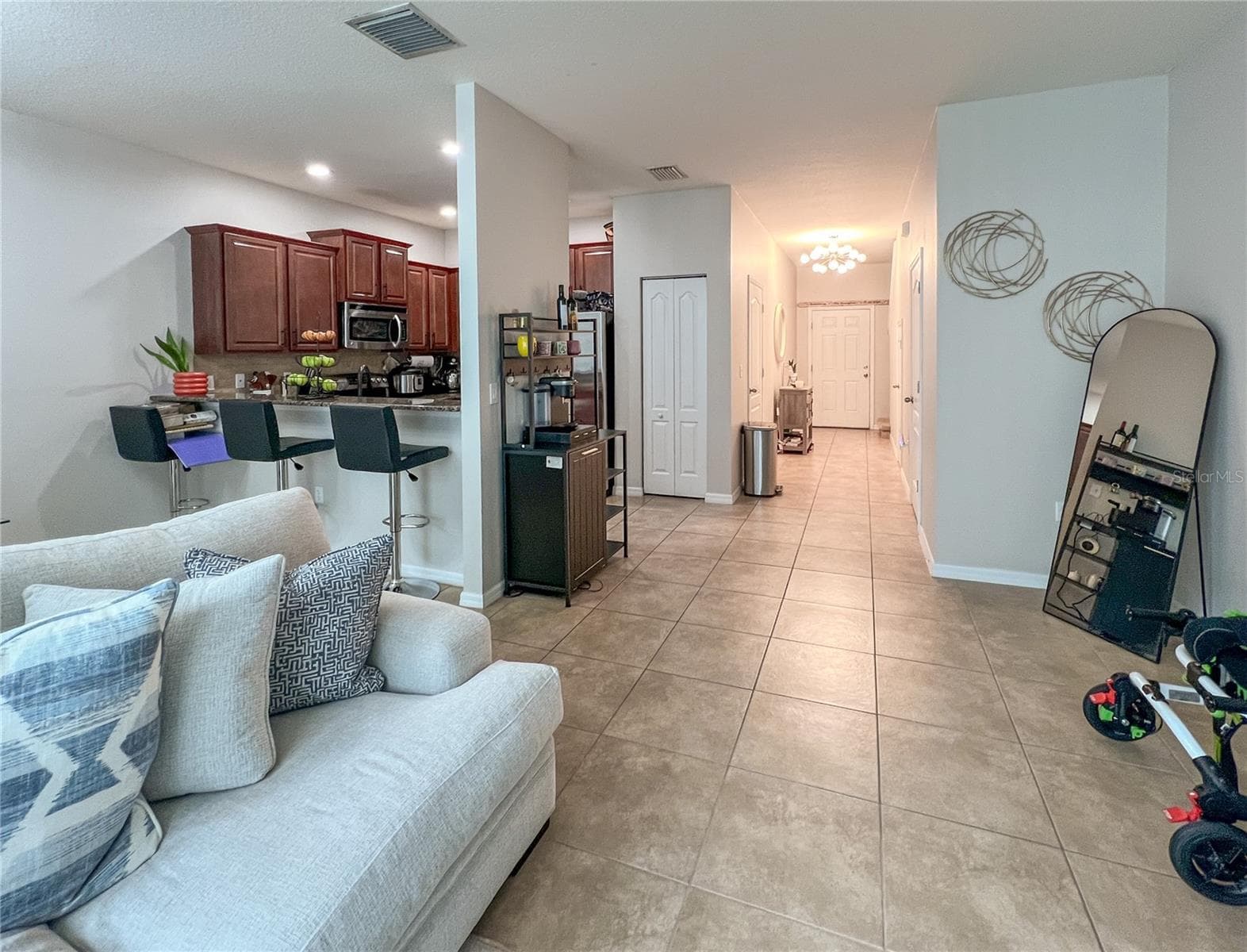 Townhouse at 772 SPRING FLOWERS TRL, BRANDON, photo 10 of 28