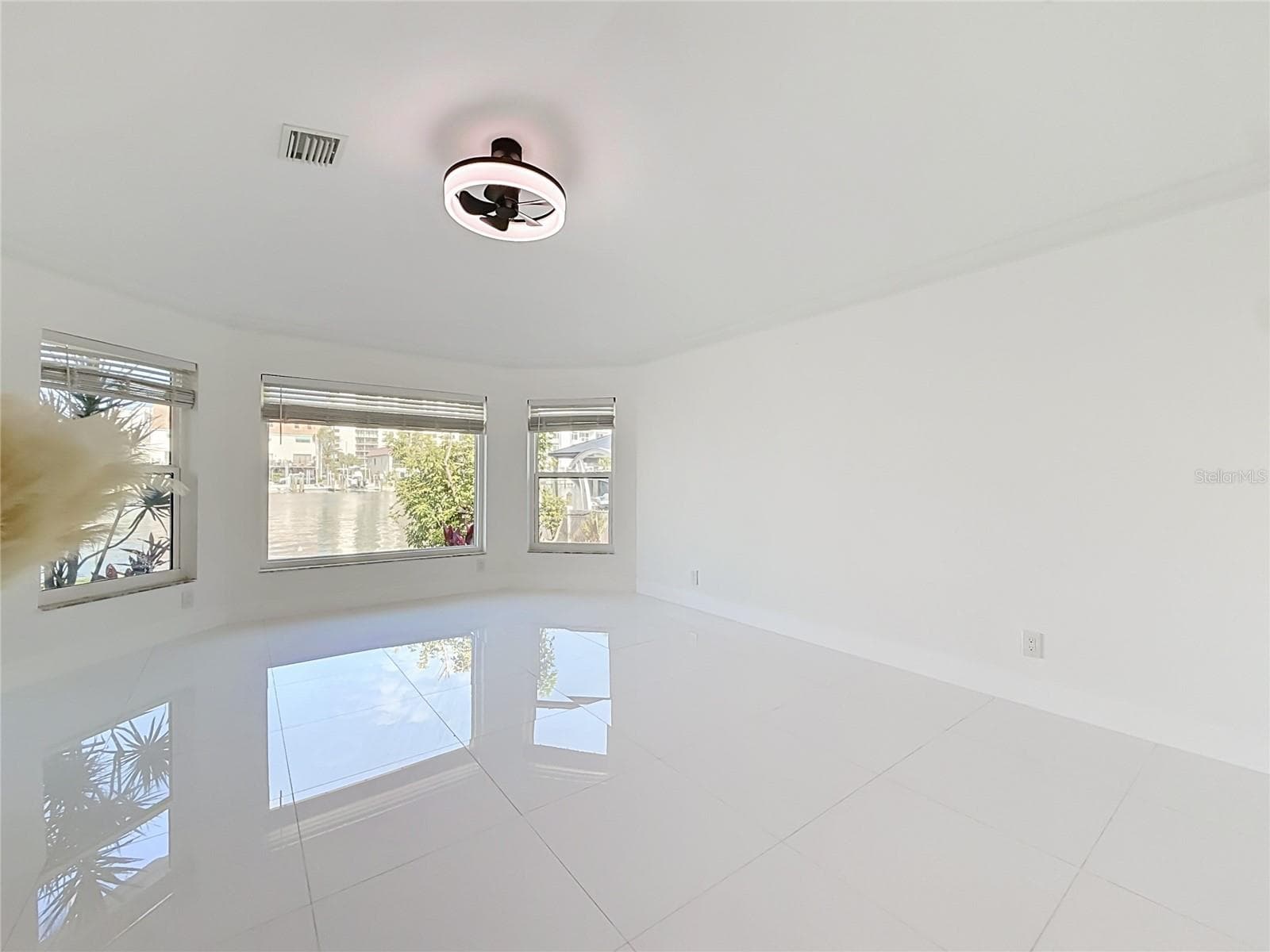 Single Family Residence at 324 LEEWARD IS, CLEARWATER BEACH, photo 28 of 77