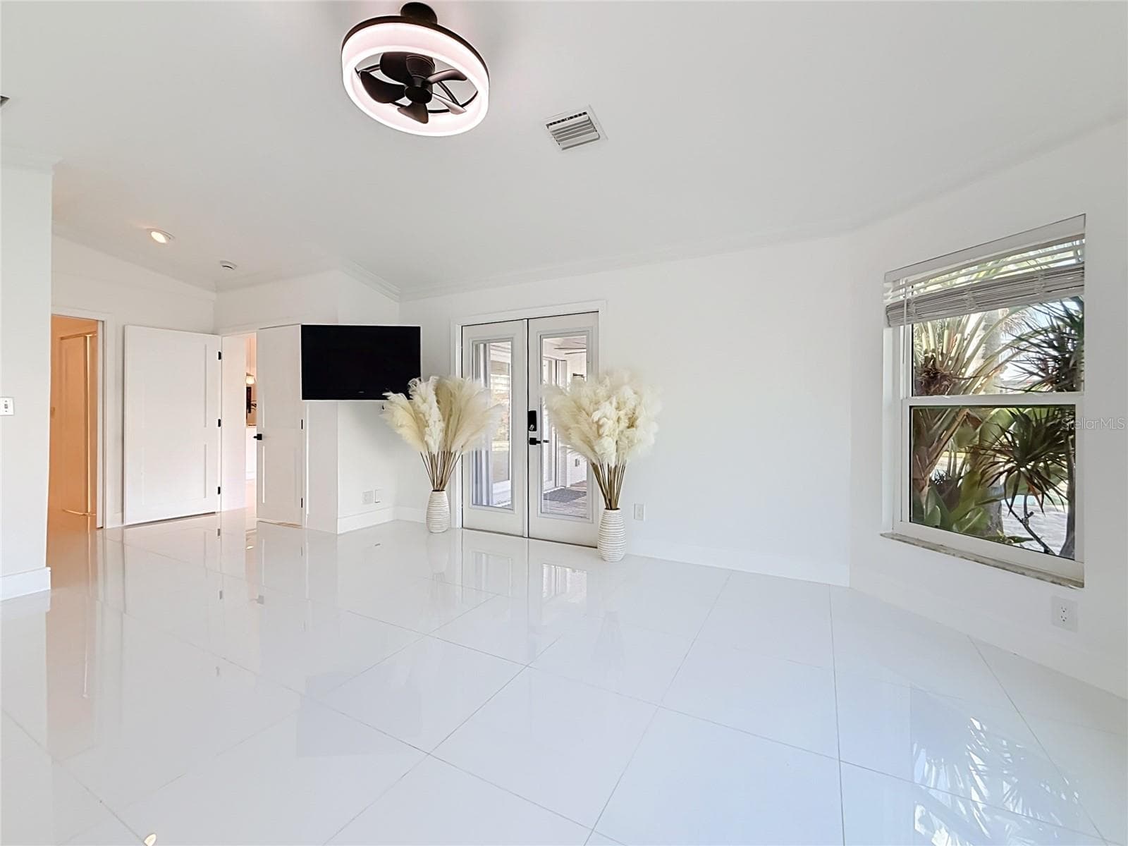 Single Family Residence at 324 LEEWARD IS, CLEARWATER BEACH, photo 30 of 77
