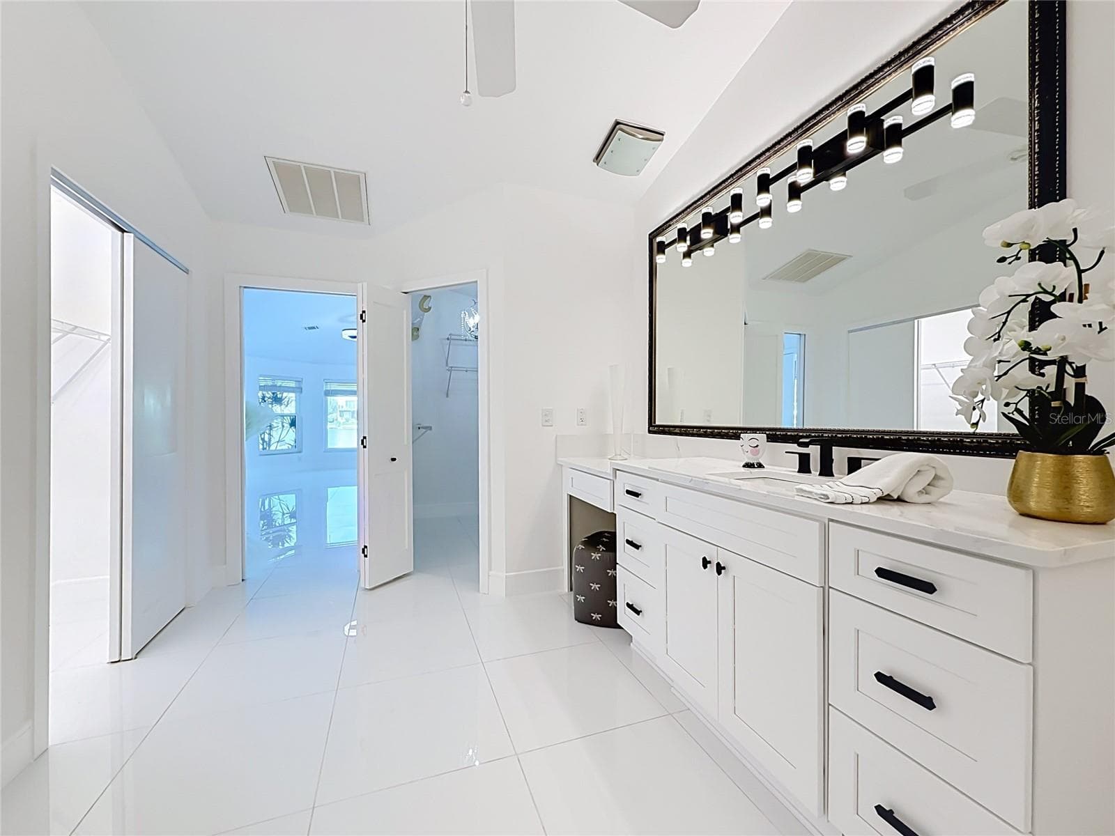 Single Family Residence at 324 LEEWARD IS, CLEARWATER BEACH, photo 36 of 77