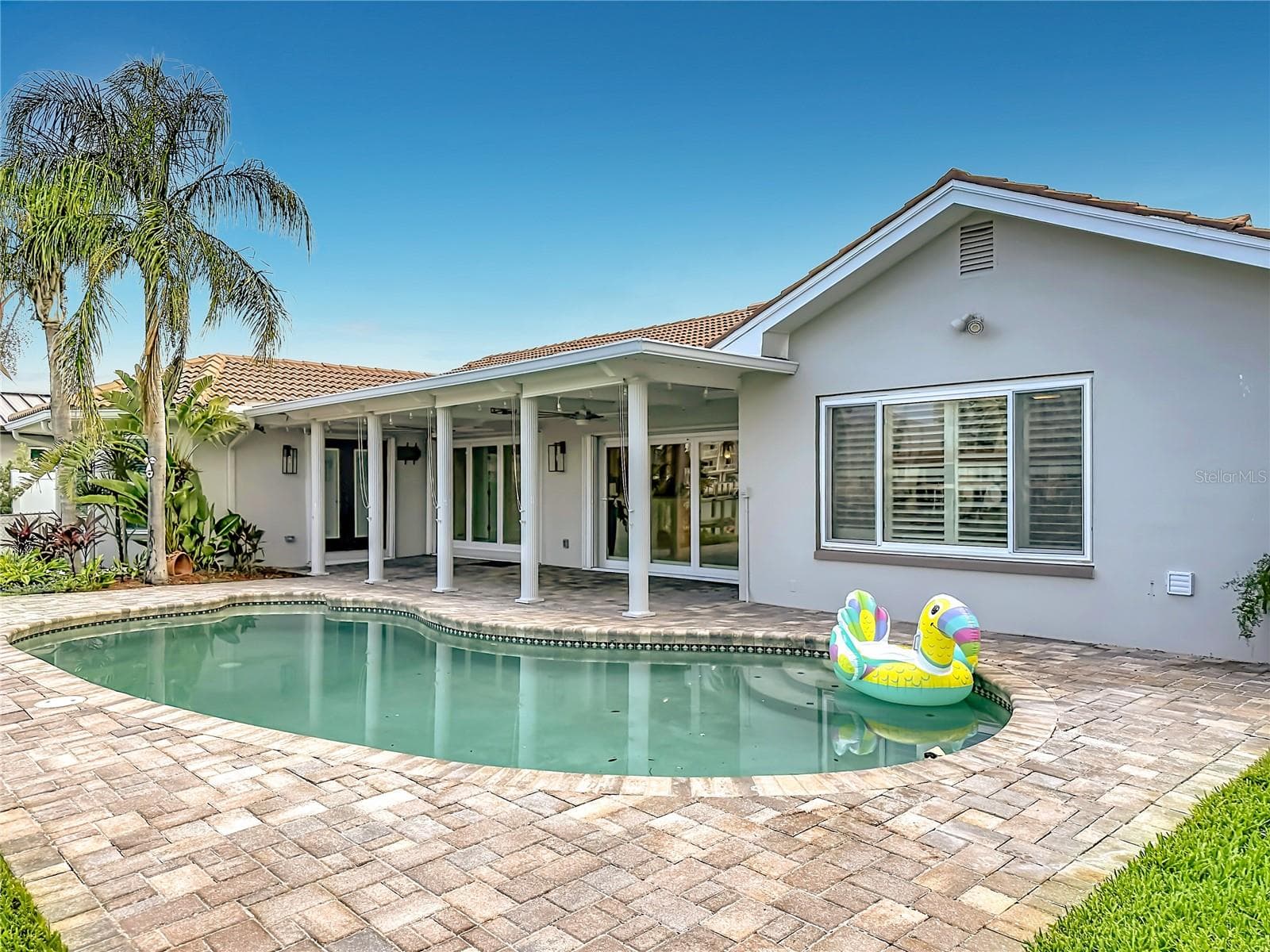 Single Family Residence at 324 LEEWARD IS, CLEARWATER BEACH, photo 43 of 77