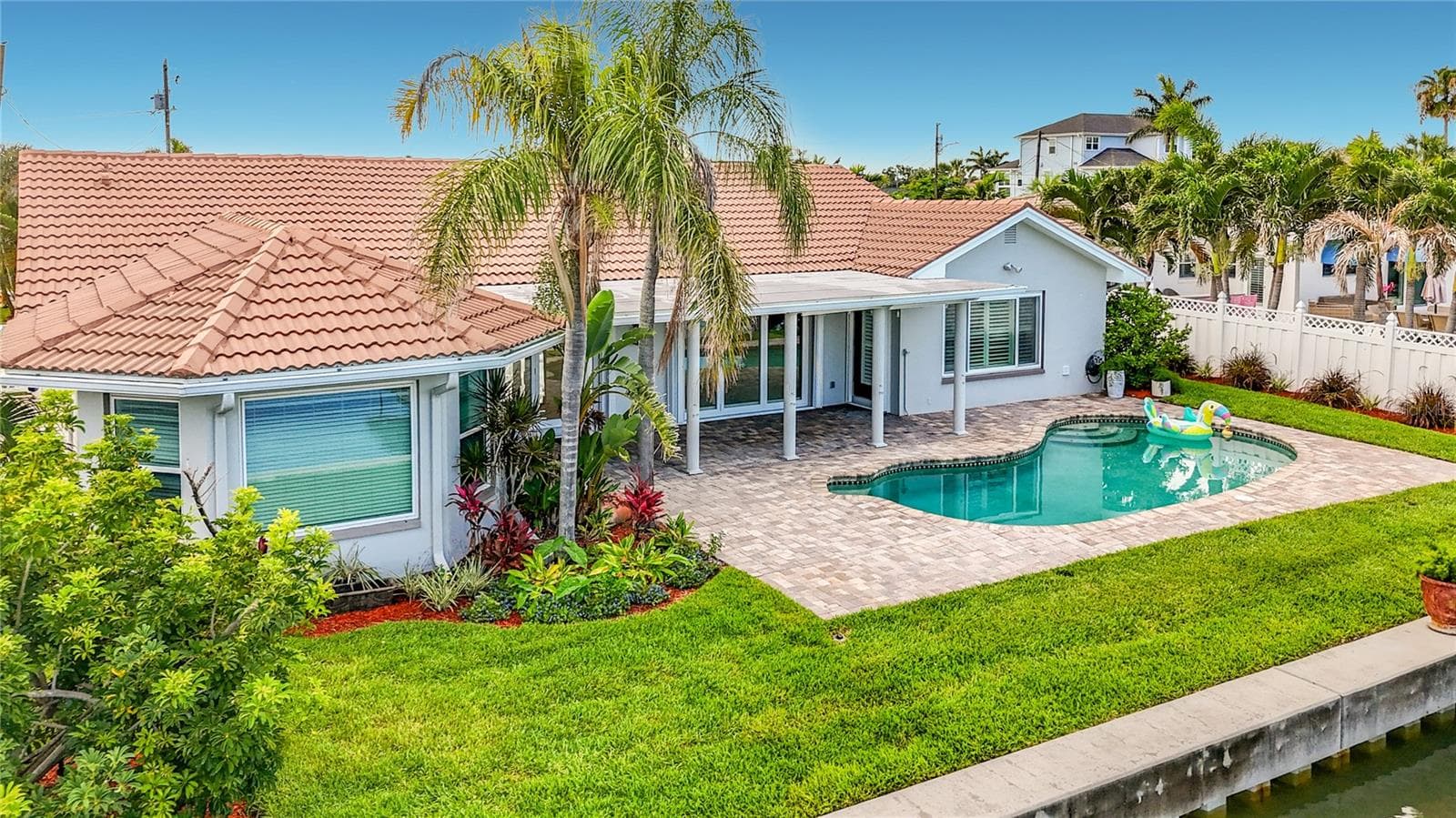 Single Family Residence at 324 LEEWARD IS, CLEARWATER BEACH, photo 55 of 77