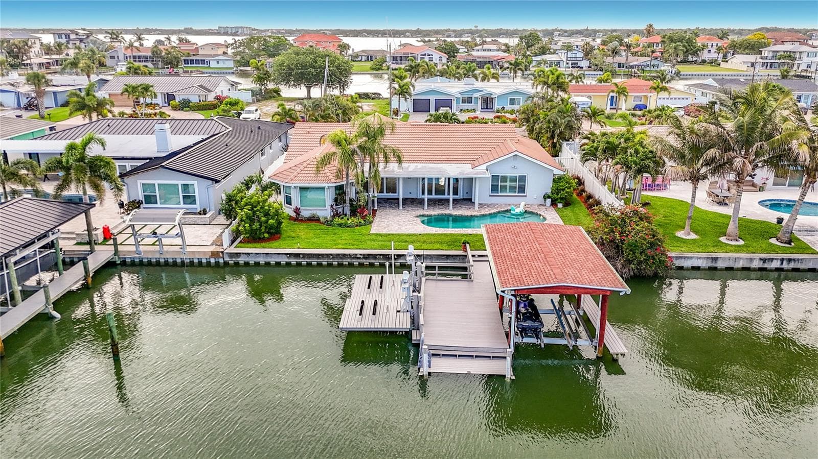 Single Family Residence at 324 LEEWARD IS, CLEARWATER BEACH, photo 2 of 77