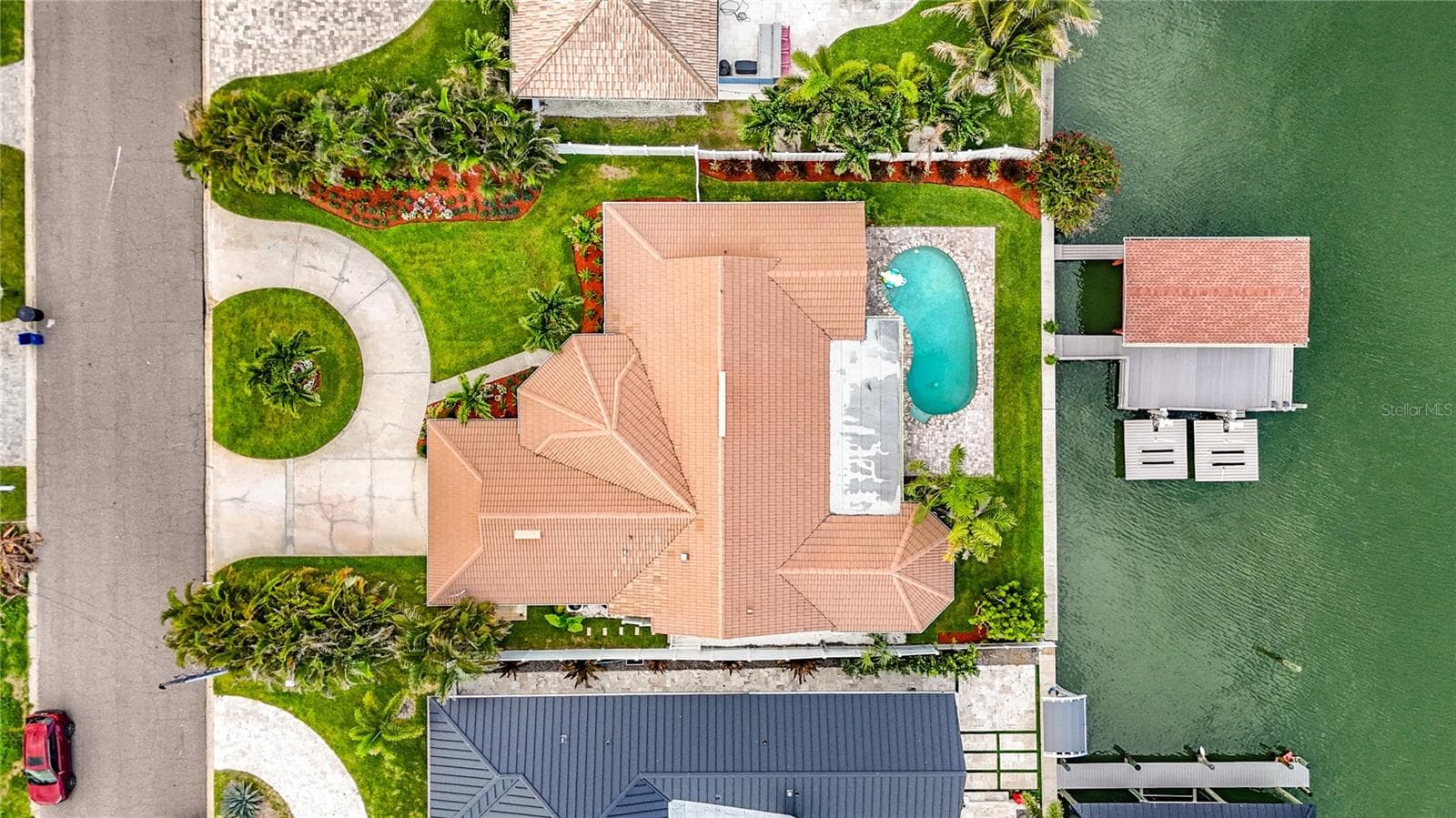 Single Family Residence at 324 LEEWARD IS, CLEARWATER BEACH, photo 64 of 77