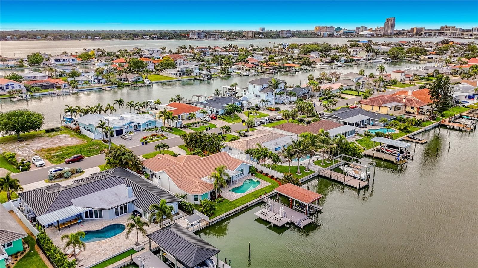 Single Family Residence at 324 LEEWARD IS, CLEARWATER BEACH, photo 69 of 77